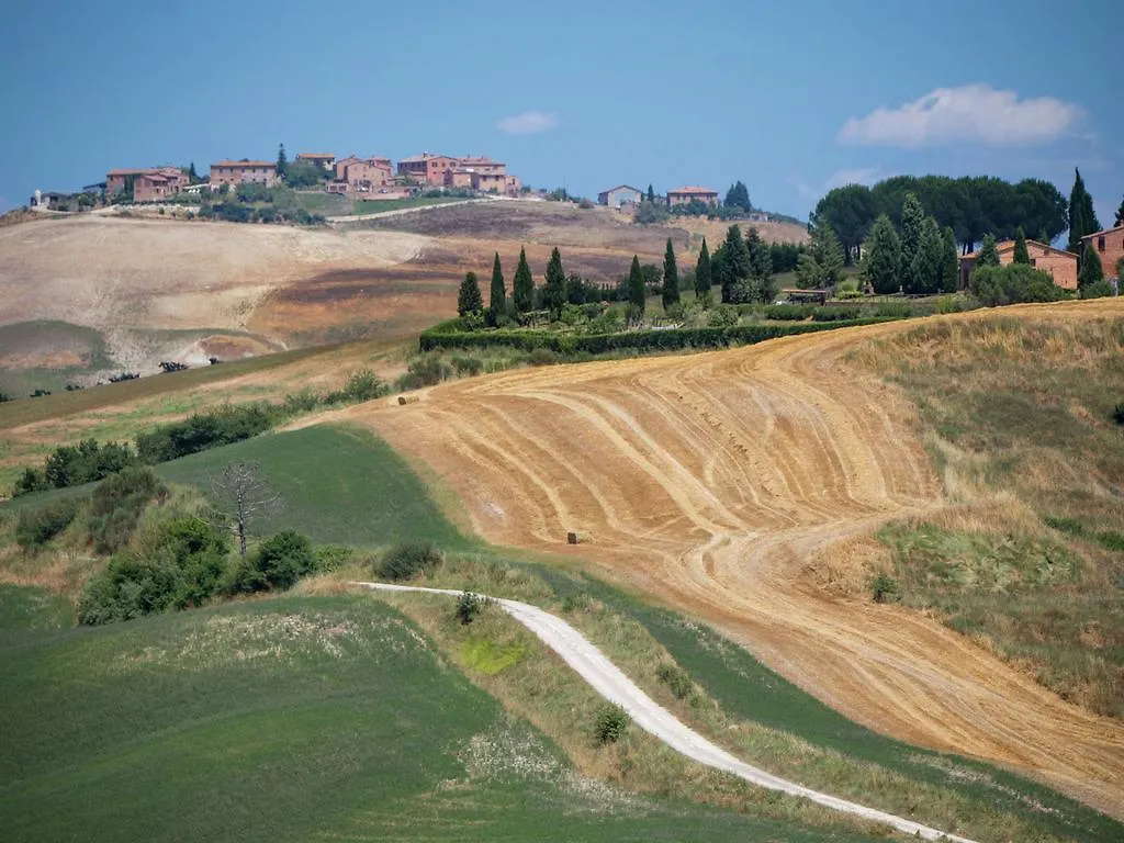 Belvilla By Oyo Rustic Farmhouse With Terrace San Lorenzo a Merse 0*,  Italy